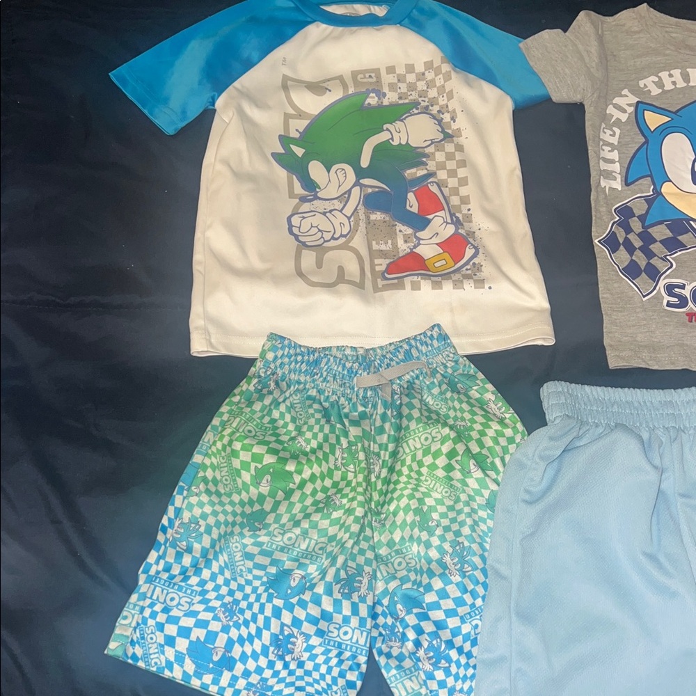 Sonic the Hedgehog Kids Clothing Set - Picture 6 of 7